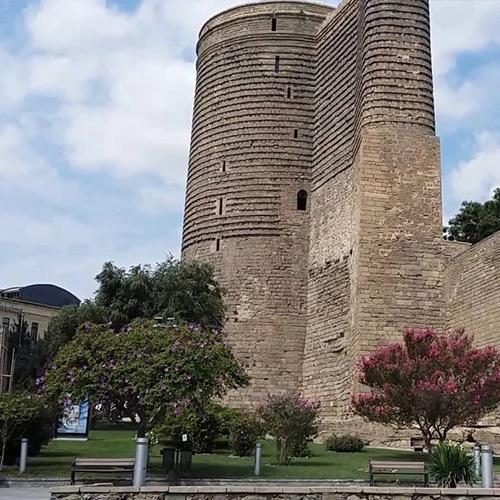قلعه دختر نماد تاریخی و باشکوه در باکو